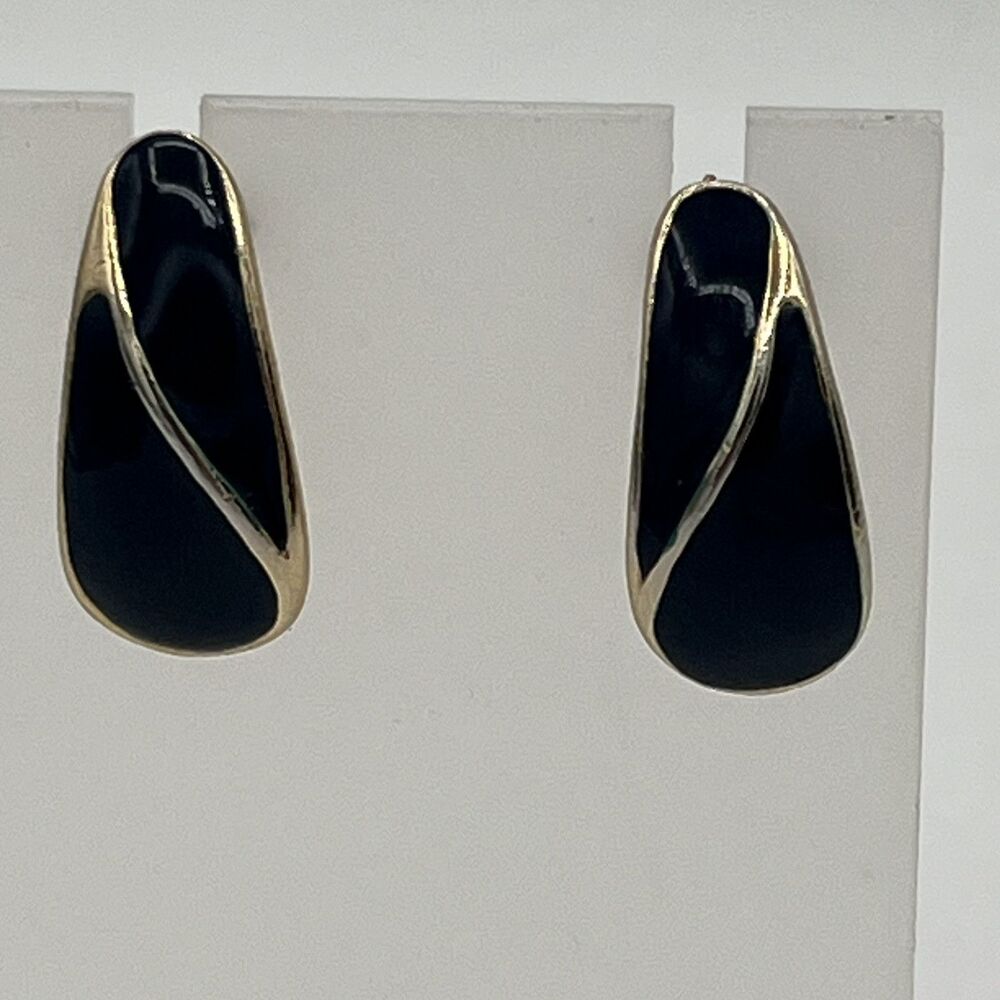 RARE ESTATE VINTAGE 1960- EARLY 70’S CROWN Navy BLUE ENAMEL Stud EARRINGS